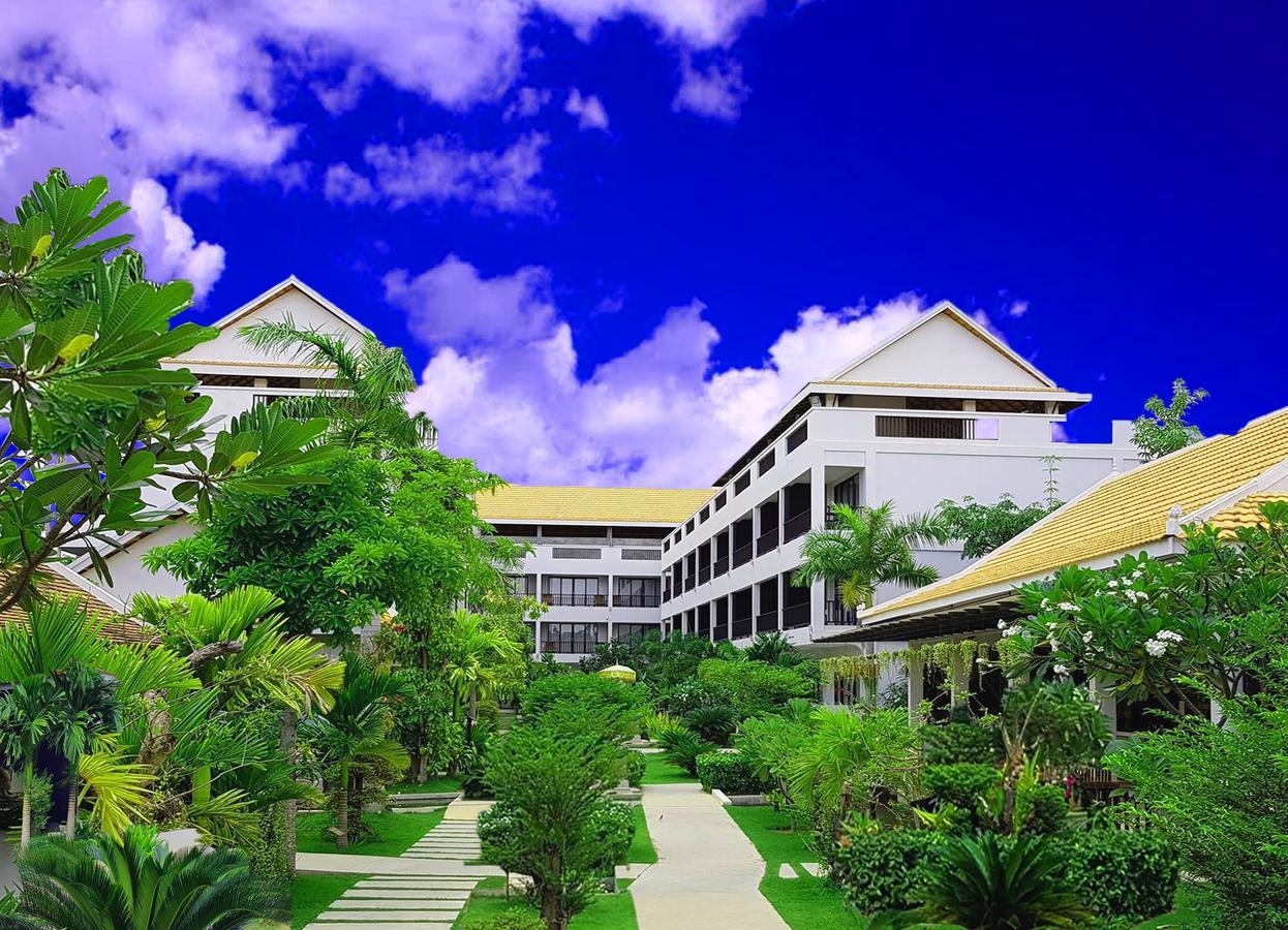 New Riverside Hotel Siem Reap Bagian luar foto